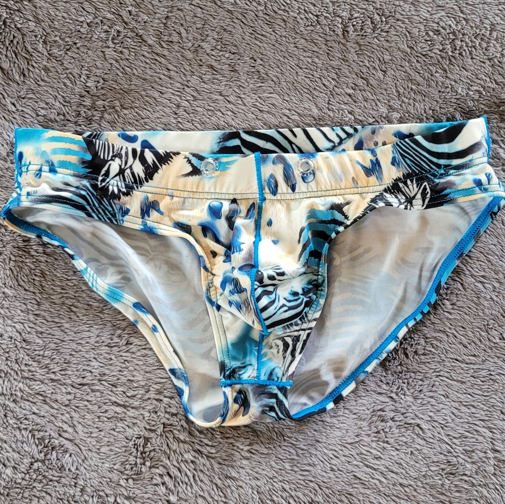 animal print swim brief (m)